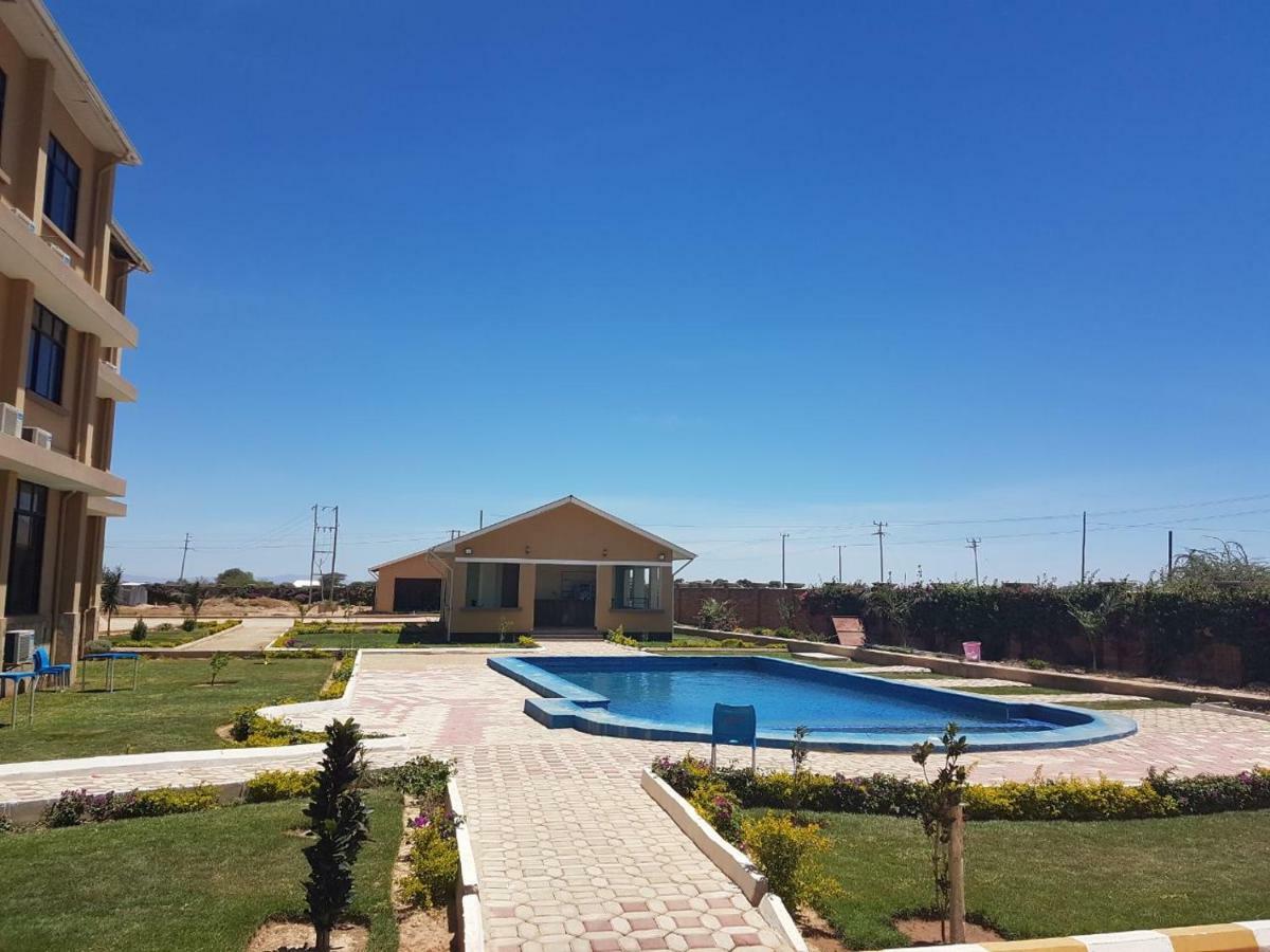 Nashera Hotel Dodoma Buitenkant foto